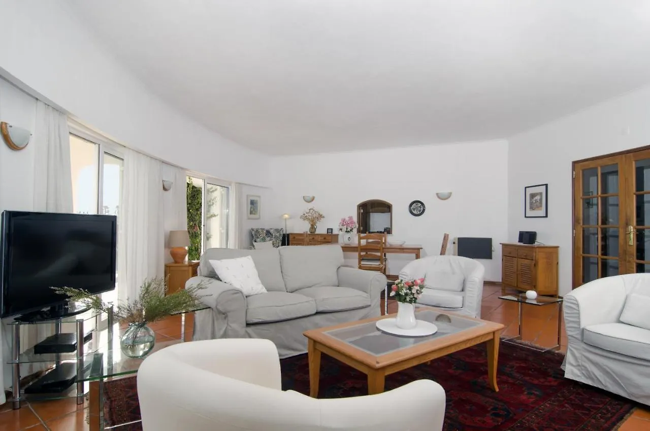 Villa Camena, Private Pool, Sea View, Residential Area Outside Of The Village Praia Da Luz